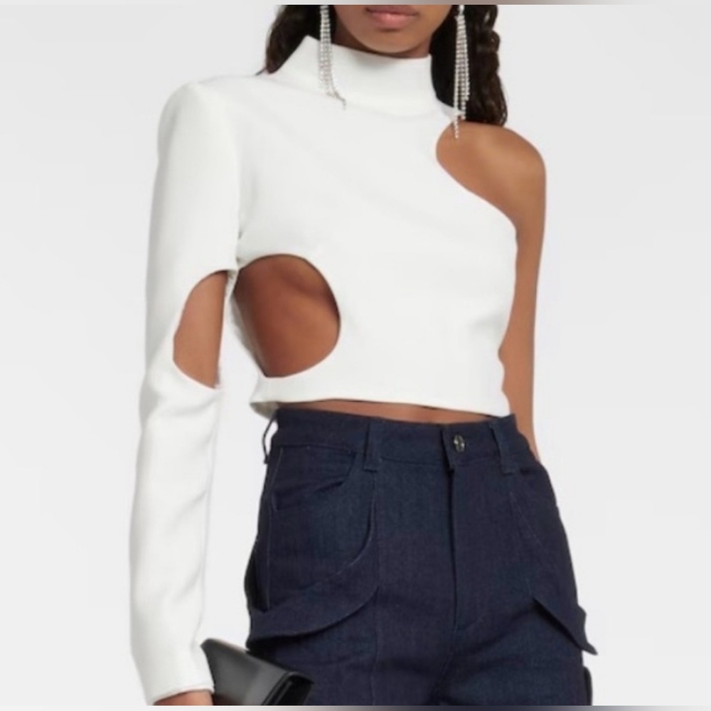 Monot Cutout Crêpe Top In White Size 8 NWOT